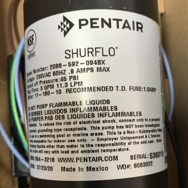 ปั้มจ่ายน้ำ SHURflo 3 GPM GOLD Series รุ่นสีทอง สำหรับตู้น้ำดื่มหยอดเหรียญ